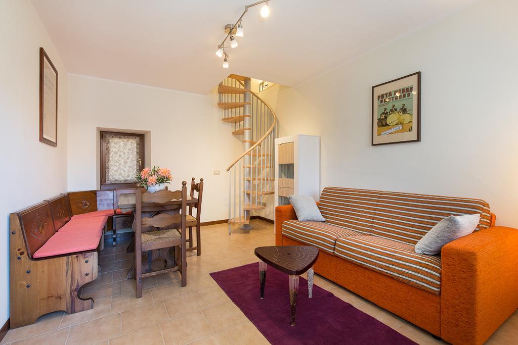 Casa Nico Magognino - Wifi Apartment Stresa Luaran gambar