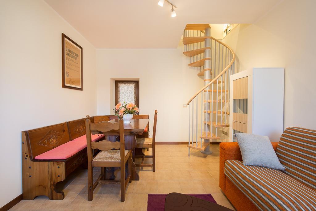 Casa Nico Magognino - Wifi Apartment Stresa Luaran gambar
